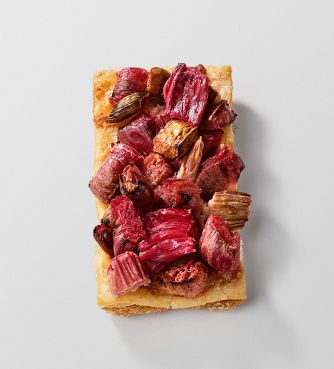 Bladerdeegje rabarber